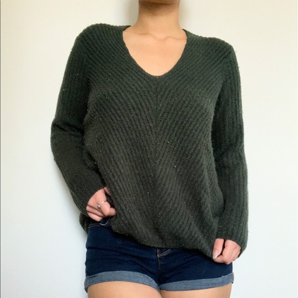 Sweatshirt - Picture 2 of 3